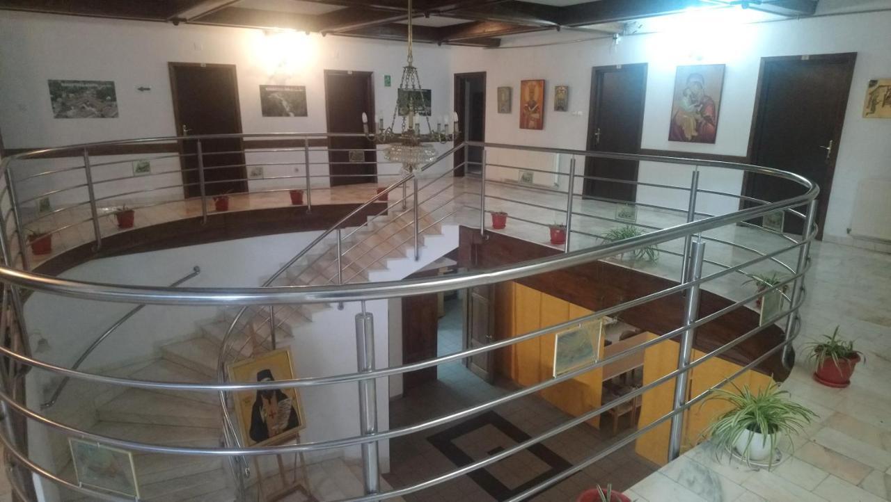 בית הארחה Minastirea Neamt 	Casa "Ierusalim-Hozeva-Hozeva" מראה חיצוני תמונה